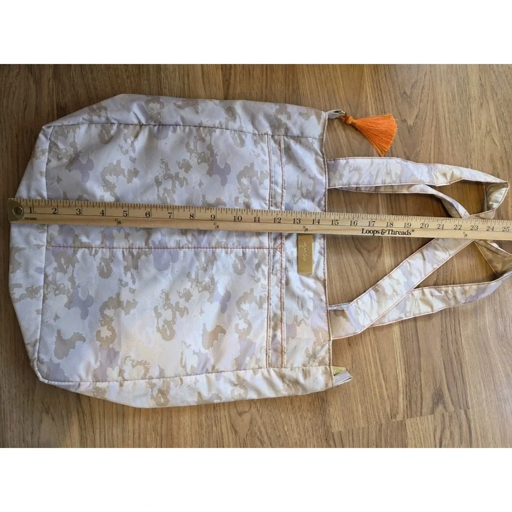JuJuBe Be Light tote bag in the 